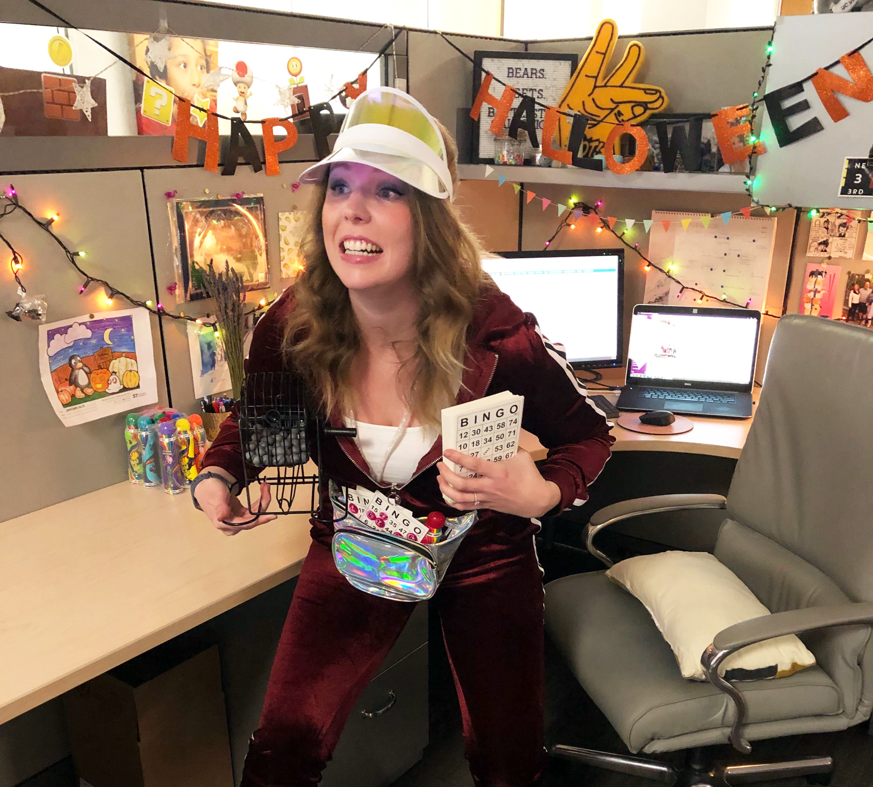 Bingo-Genna-in-decorated-cubicle-Halloween-2019-1