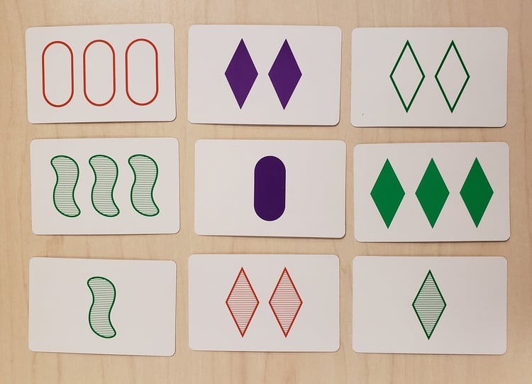 set-visual-math-card-game